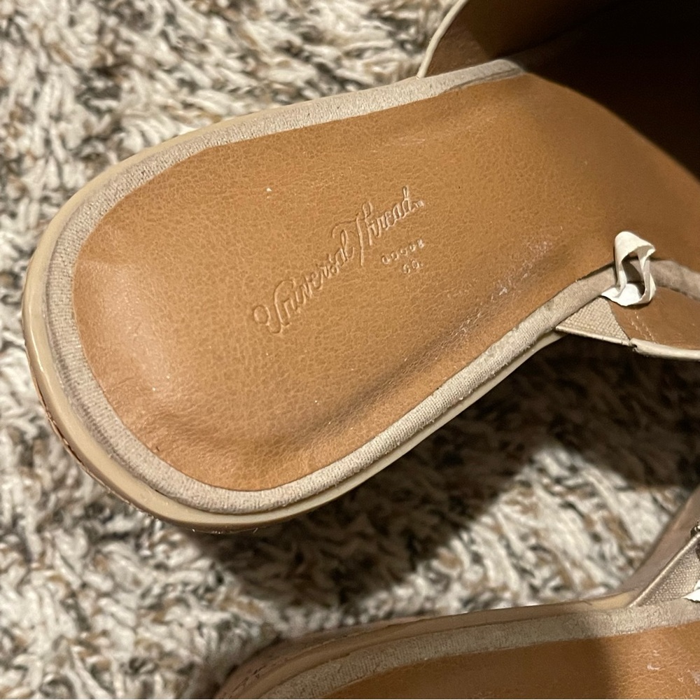 Universal Thread Beige Mules - Picture 6 of 6